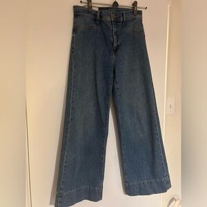 Wide leg high waist jeans